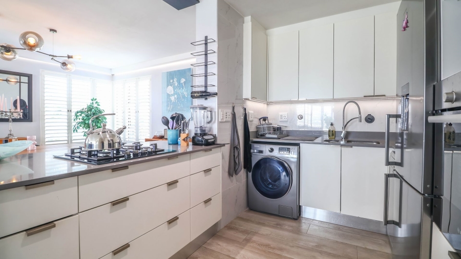 3 Bedroom Property for Sale in Bowtie Western Cape